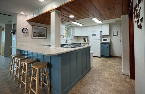 Watertown House | Lake House on Lake Kampeska - Perfect family getaway!