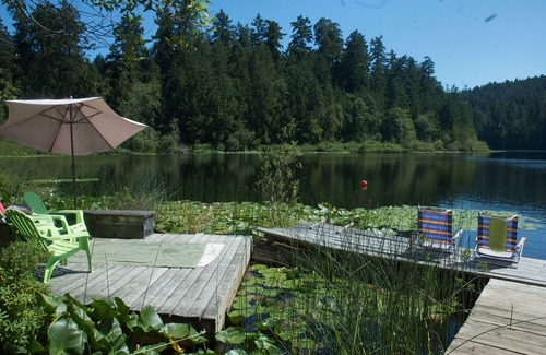 Salt Spring Island Cottage | Lake House Saltspring Island