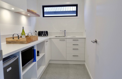 Te Anau Cottage | Lake House - Te Anau Holiday Home