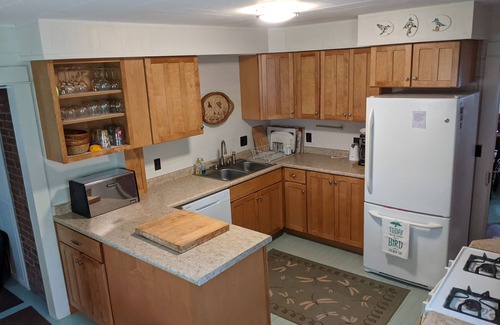 Glenburnie House | Lake house w. private dock on Northern Lake George