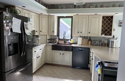 Lake George House | Lake House With Dock in premier neighborhood on Assembly Point in Harris Bay.