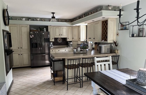 Lake George House | Lake House With Dock in premier neighborhood on Assembly Point in Harris Bay.