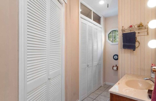 Protem House | Lake house with dock access right out back. Beautiful lake views. Great fishing.
