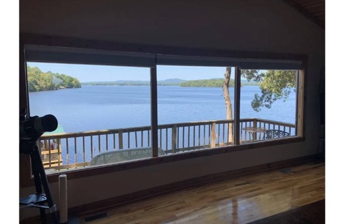 Perryville House | Lake house with million dollar view & hot tub