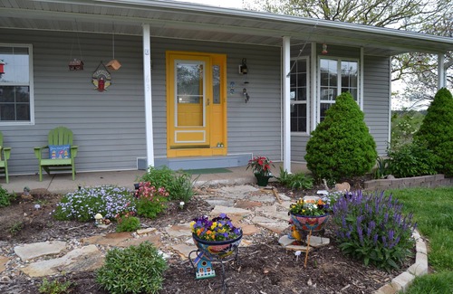 Camdenton House | Lake house with private dock near HaHa Tonka, Ballparks National Park, kayaks
