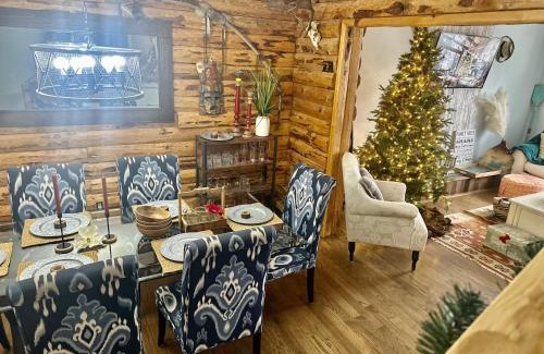 Putnam House | Lake House with private beach