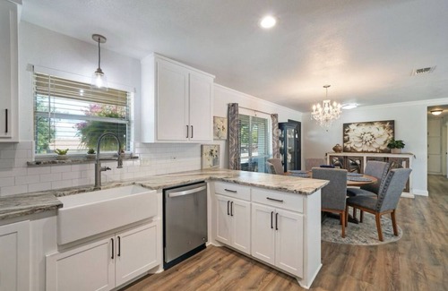 Azle House | Lake house with private POOL in fabulous Azle, TX