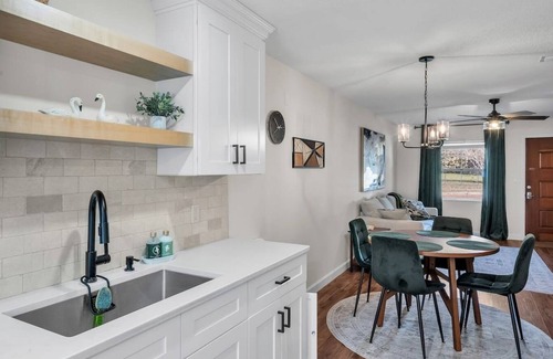 Dixieland Apartment | Lake Hunter Haven- Minutes to Downtown/FSC/SEU