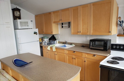 Manitoulin District House | Lake Huron Beach House