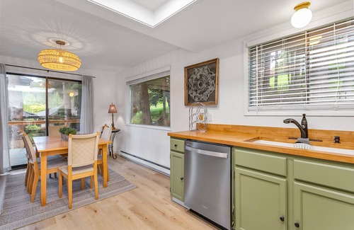 Sudden Valley House | Lake in front - Golf in the back - Great rental