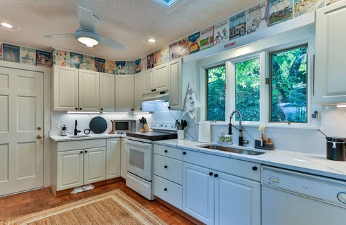 Nebo Cottage | Lake James N.C. Waterfront, Private Dock, Bunkee/porch on water! Beautiful views