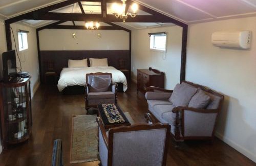 Karapiro Cabin | Lake Karapiro Lodge