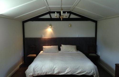 Karapiro Cabin | Lake Karapiro Lodge
