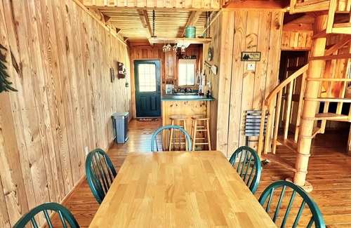 Six Mile Cabin | Lake Keowee! Cozy 2-bedroom cabin in peaceful Six Mile with Pool and Dock Access