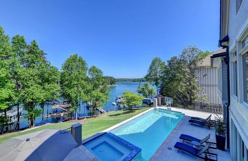Buford House | Lake Lanier Luxury 5 Bedroom Waterfront Home with Spectacular Views Buford, GA