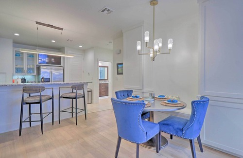 Horseshoe Bay Condo | Lake LBJ Condo w/Balcony & Shared Boat Docks