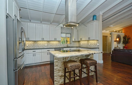 Marble Falls House | Lake LBJs Most Popular Luxury Home/Boat Rental On-site & Tons of Amenities!