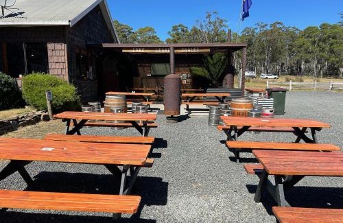 Lake Leake Hotel | Lake Leake Inn