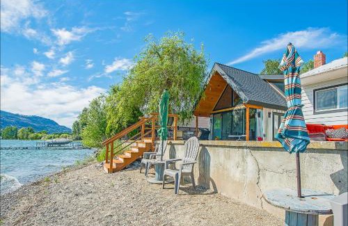 Oroville House | Lake Level Cottages