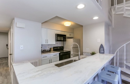 Walden on Lake Conroe Condo | Lake Life - Wonderful waterfront condo w/ 2BR/2BA
