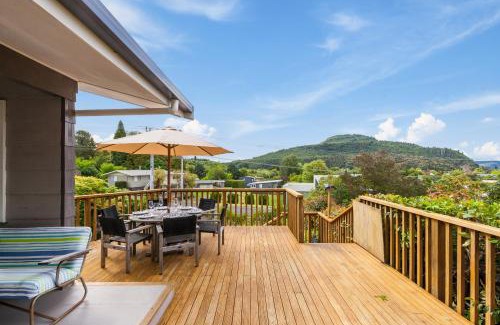Kuratau House | Lake Living - Kuratau Holiday Home