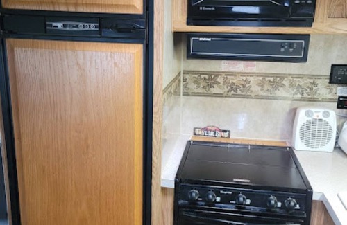Portage RV Rental | Lake Lot Camping Relaxing Fun!