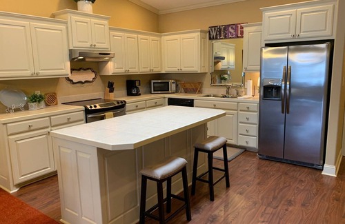 Lake Hamilton Condo | Lake Lovers Retreat in Luxury 2/2 Condo