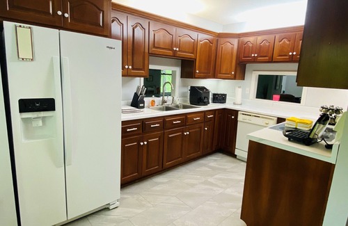 Lake Lure House | Lake Lure Retreats~Whitney's Retreat - Rumbling Bald Resort, hot tub