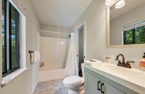 Lake Lure House | Lake Lure Vista Hideaway