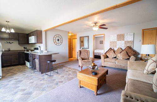 Wentworth Condo | Lake Madison Condo