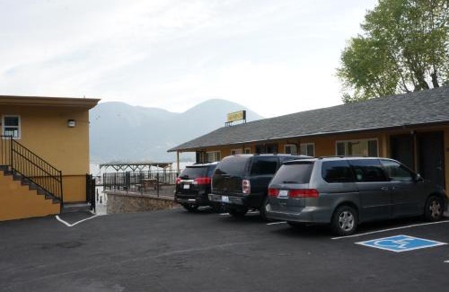 Clear Lake Hotel | Lake Marina Inn