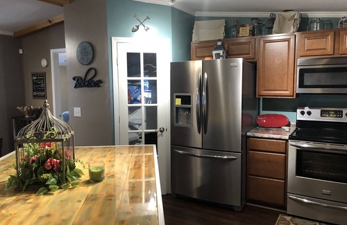 Manning House | LAKE MARION LAKE FRONT VACATION RENTAL