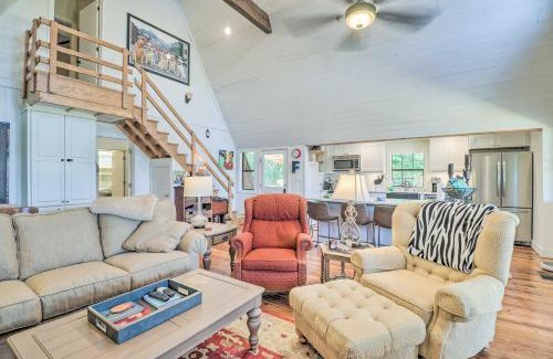 Little Kowaliga House | Lake Martin Cabin with Luxury Dock and Kayaks!