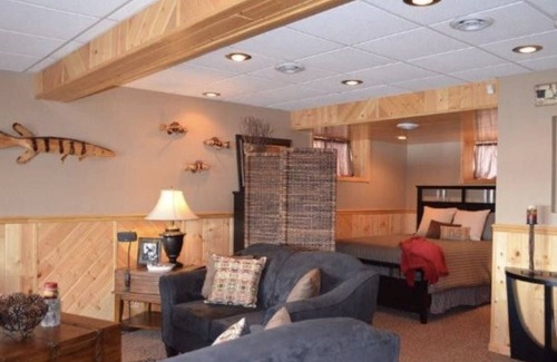 Crandon House | Lake Metonga Lake House Living