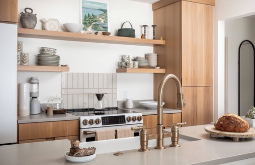 Glen Arbor House | Lake Michigan Beachfront Luxury Condo at The Homestead in Glen Arbor