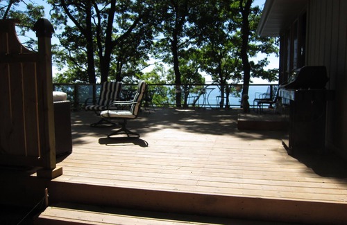 Montague House | Lake Michigan Beachfront Rental 5BR/3BA - Sleeps 10