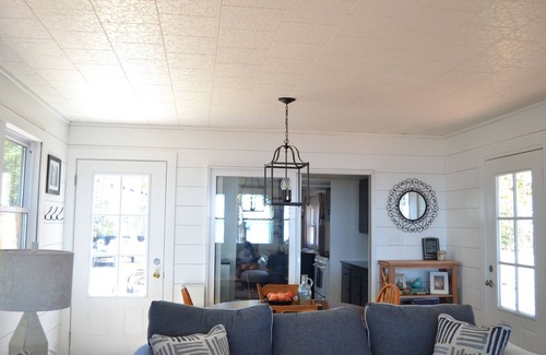 Carp Lake Cottage | Lake Michigan Cecil Bay-waterfront, Sept availability:9-17, 21-28.