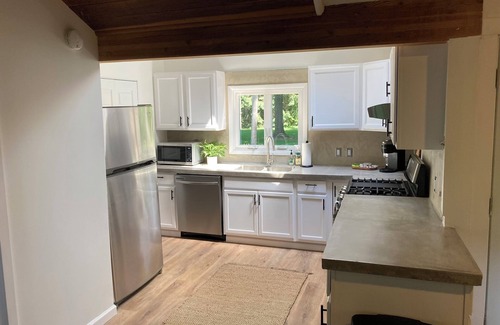 Lake Michigan Beach House | Lake Michigan Cottage Near Public Beach