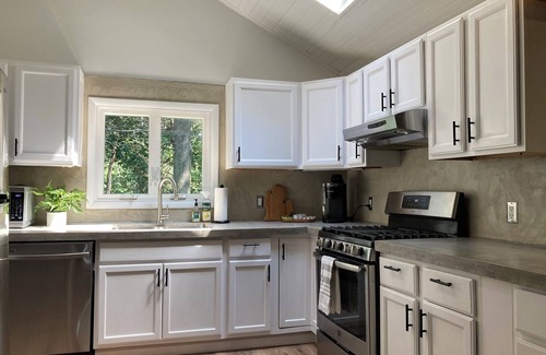 Lake Michigan Beach House | Lake Michigan Cottage Near Public Beach