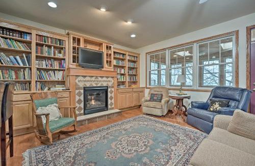 Douglas House | Lake Michigan Waterfront Home 1 Mile to Downtown!