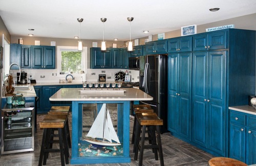 Suttons Bay House | Lake Michigan West Bay Waterfront Custom Built Bungalow - Sleeps 10