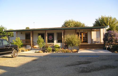 Nicolaus Resort | Lake Minden Camping Resort Cabin 1
