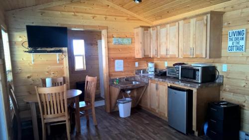 Nicolaus Resort | Lake Minden Camping Resort Cottage 1