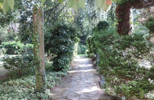 Reno Villa | Lake/Mountain Views Terrace Garden Woods. Spacious rooms, High windows, Lift