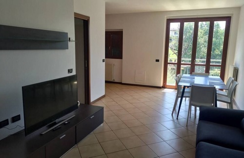 Osmate Apartment | Lake Monate Apartment