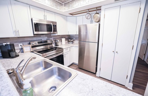 Avoca Condo | Lake Monroe Golf & Nature Retreat