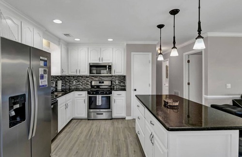 Chapin Apartment | Lake Murray Group Getaway | Sleeps 14 | Kayaks