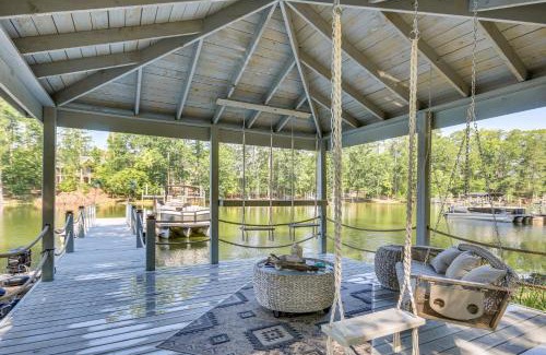 Prosperity Apartment | Lake Murray Studio with Pool and Hot Tub in Prosperity