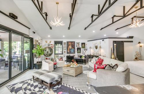 Prosperity Apartment | Lake Murray Studio with Pool and Hot Tub in Prosperity