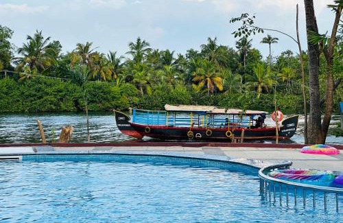 Munroe Island Resort | Lake N River Resort Munroe Island